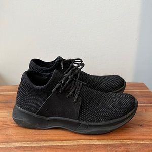 Vessi Everyday Black/Black Waterproof Runners - Size 7